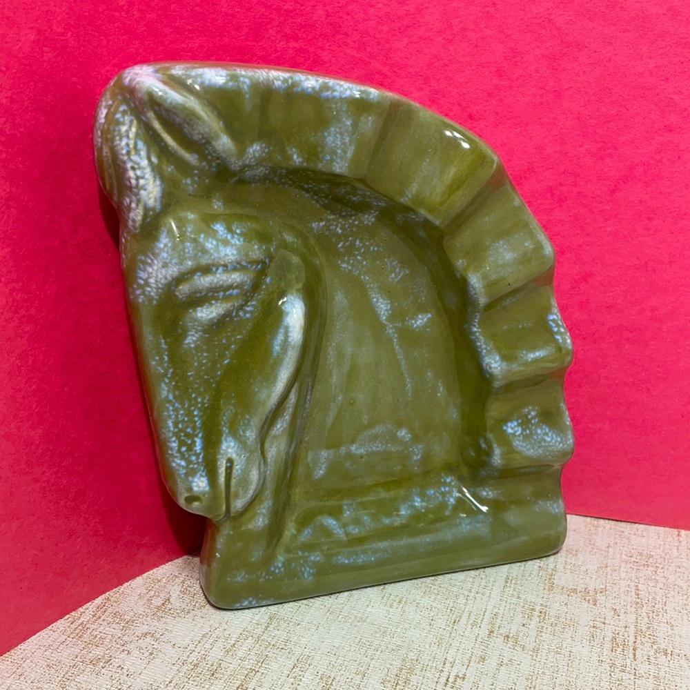 Vintage MCM Horse Head Ash Tray (Cigars) - Picture 1 of 6